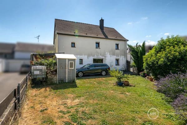 Immobilie in Hennef (Sieg) - MANNELLA *Ein Haus mit Geschichte & Potenzial in Geistingen!* Fachwerkhaus mit Werkstatt und Garten. - Bild 2