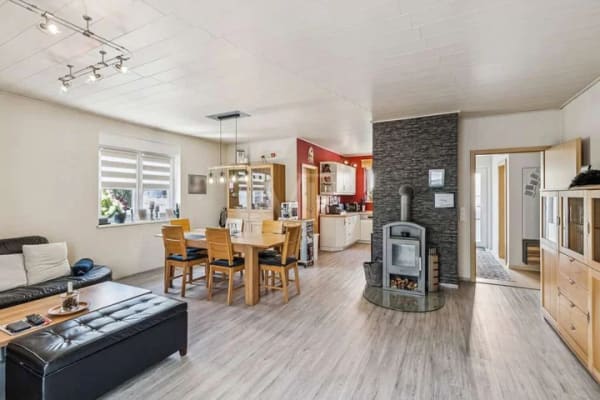 Immobilie in Ruppertsweiler - Moderner Bungalow mit schönem Grundstück, Pool und Außensauna - Bild 1