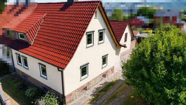 Immobilie in Südharz - Familienidyll mit großem Garten - gepflegtes und modernisiertes Einfamilienhaus - Bild 1