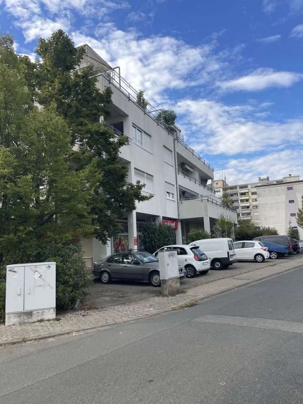 Immobilie in Zwingenberg - Sonne pur und Bergblick: großzügige 58 m2 Wohlfühloase mit Dachterrasse  und PKW Stellplatz - Bild 2