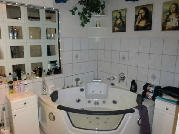 Immobilie in Boostedt - Wohnen und Arbeiten vereint: Haus mit Einliegerwohnung und Autowerkstatt – Ihr perfektes Zuhause! - Bild 2