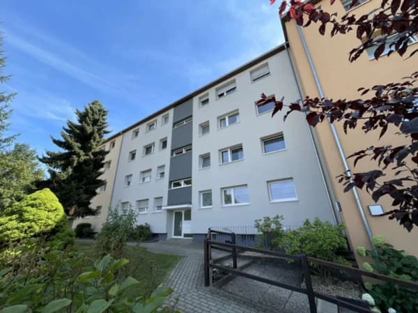 Immobilie in Bovenden - Großzügige 3-Zimmer-Eigentumswohnung mit Loggia 
in einer gepflegten Wohnanlage in Bovenden - Bild 1
