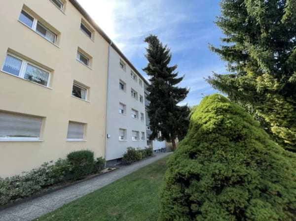 Immobilie in Bovenden - Großzügige 3-Zimmer-Eigentumswohnung mit Loggia 
in einer gepflegten Wohnanlage in Bovenden - Bild 2