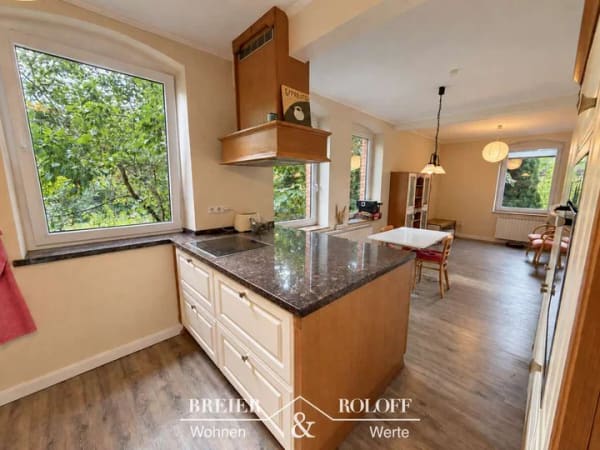 Immobilie in Bückeburg - Großzügiges Einfamilienhaus in zentraler Lage von Bückeburg - Bild 1