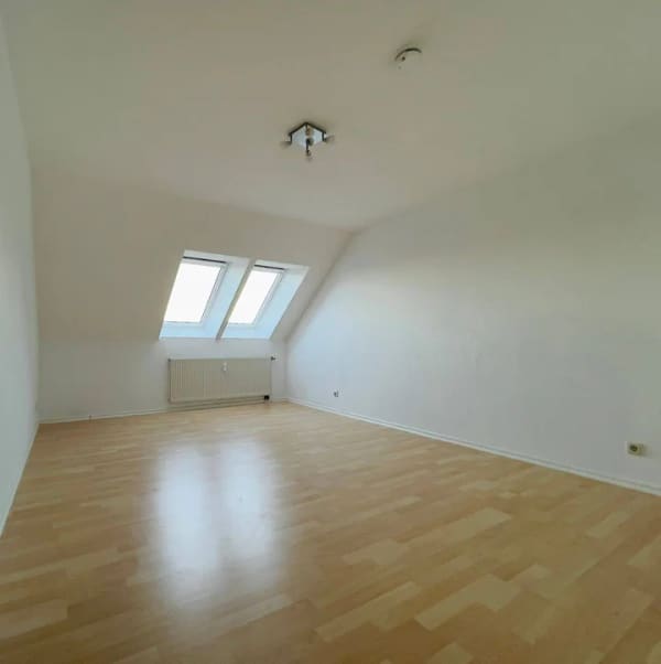 Immobilie in Plate - Wohnen im Grünen - Arbeiten in Schwerin - 4 Zi. Maisonette in Consrade - Bild 3
