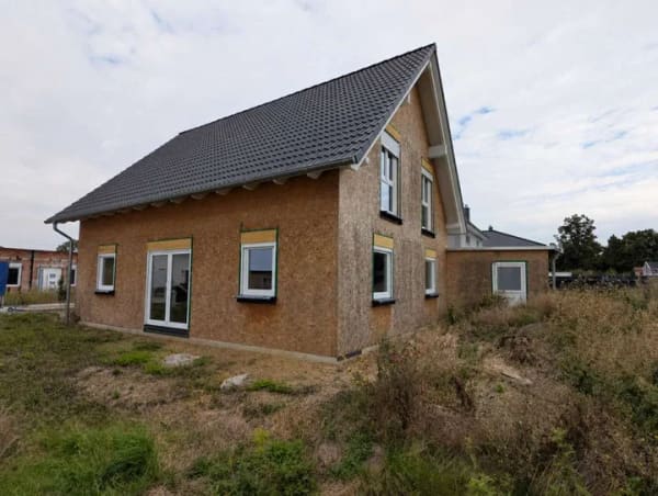 Immobilie in Flöthe - An die Arbeit, fertig, Wohnen! Stellen Sie Ihr Traumhaus fertig - Bild 1