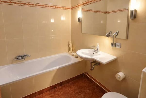 Immobilie in Riegel - 3-Zimmer-Wohnung im Hochparterre mit großem Balkon energetisch Modernisiert - Bild 2