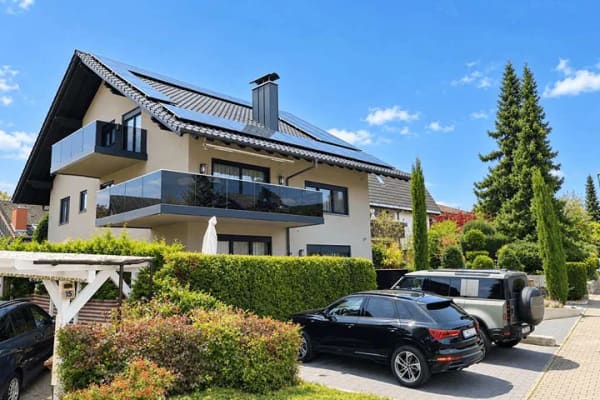 Immobilie in Sinzheim - Hochwertige Erdgeschosswohnung mit Einliegerwohnung am Vormberg - Bild 0