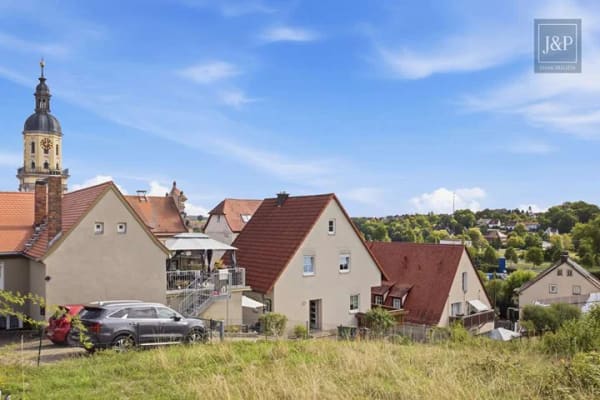 Immobilie in Wilhermsdorf - Traumhaftes Wohnen in 2. Reihe: Charmantes Familienhaus im Altstadtkern von Wilhermsdorf - Bild 1