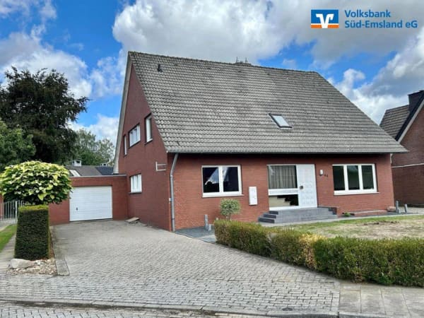 Immobilie in Salzbergen - 2-Parteienhaus auf großem Grundstück - Bild 0