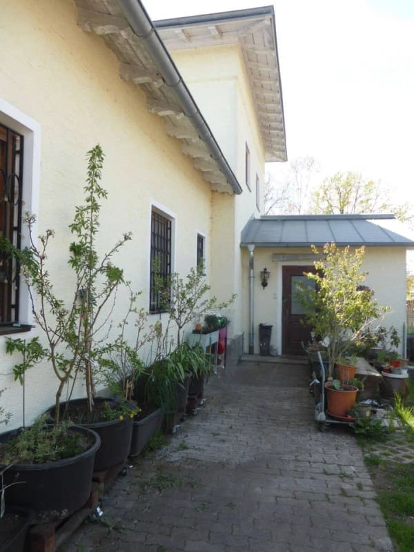 Immobilie in Perach - Neue Hargassner-Pelletheizung inklusive! Haus mit 2 Wohneinheiten - Bild 0