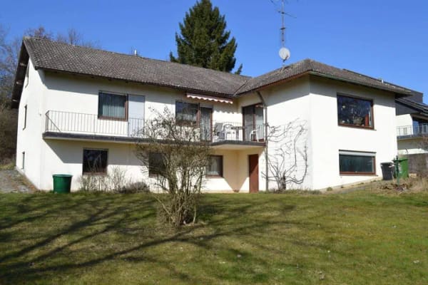 Immobilie in Gunzenhausen - Wohnhaus - großes Grundstück - Bild 0
