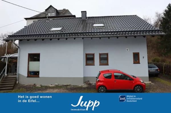 Immobilie in Gillenfeld - Gemütliches Einfamilienhaus mit Platz für die kleine Familie und Ausbaupotenzial  Gillenfeld (3) - Bild 0