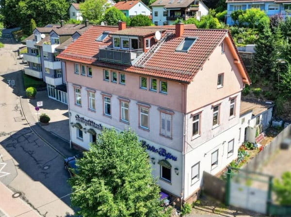 Immobilie in Marxzell - Interessantes Wohn- und Geschäftshaus - Bild 0