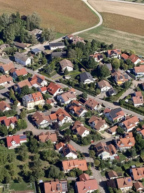 Immobilie in Aulendorf - Großzügig * Bezugsfrei * Ruhige Lage - Interessantes 2-Familienhaus in Aulendorf-Teilort !  - Bild 3