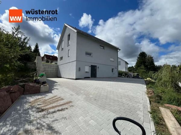 Immobilie in Oberreichenbach - *** Einziehen und Wohlfühlen / Familie & Homeoffice im Niedrigenergiehaus *** - Bild 3