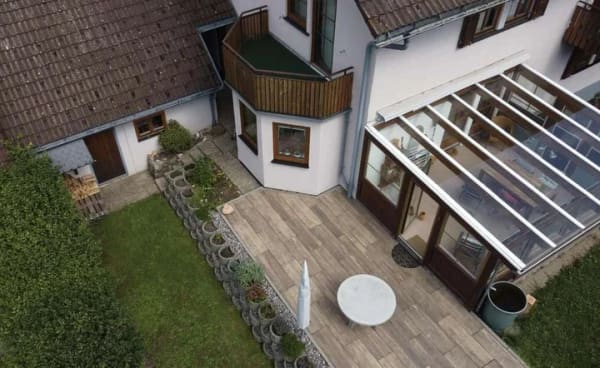 Immobilie in Unterkirnach - Eigentumswohnung mit Wintergarten, Terrasse und Garten - Bild 2