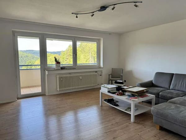 Immobilie in Baiersbronn - Ruhe, Aussicht, Charme – 2-Zimmer-Wohnung über den Dächern von Baiersbronn - Bild 0