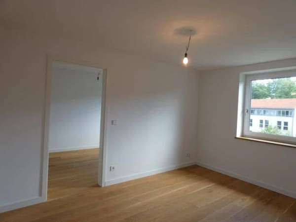 Immobilie in Eschenbach i.d.OPf. - Hochwertige Wohnungen im Herzen der Oberpfalz in 92676 Eschenbach - Bild 2