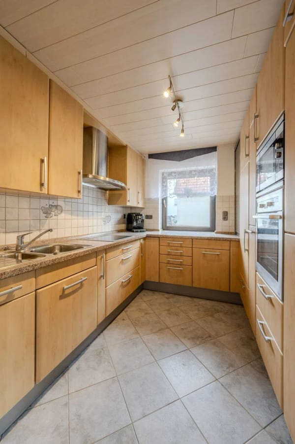 Immobilie in Sachsenheim - Zweifamilienhaus mit Charme - modernisiert und ideal für Mehrgenerationenwohnen - Bild 4