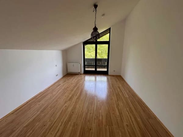 Immobilie in Geretsried - Gemütliche 2 bis 3-Zimmer-Wohnung für Paare und kleine Familien - Bild 2