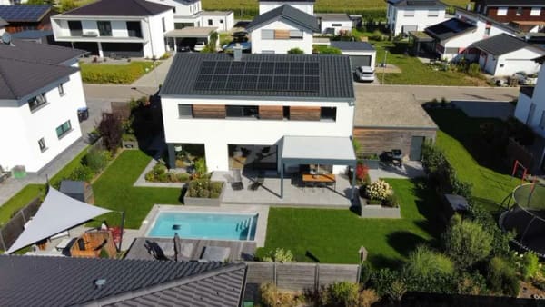 Immobilie in Berkheim - Baufritz Haus mit Pool in Berkheim - Bild 4