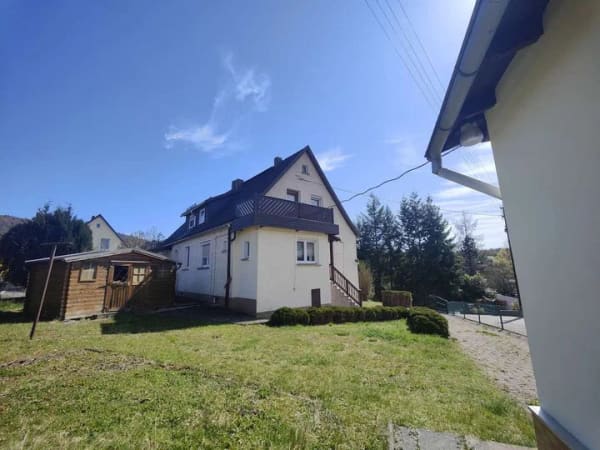 Immobilie in Frankenblick - Schöne Doppelhaushälfte in Rauenstein in sonniger Lage - Bild 1