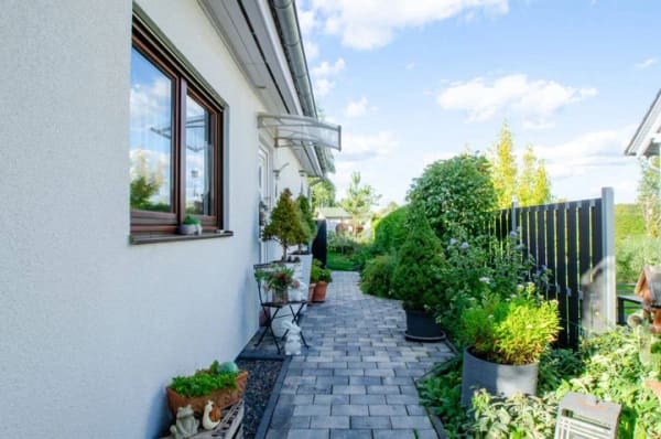 Immobilie in Amt Wachsenburg - Gepflegtes EFH im Bungalowstil mit Wintergarten, Kamin und wohnlich ausgebautem Vollkeller - Bild 1
