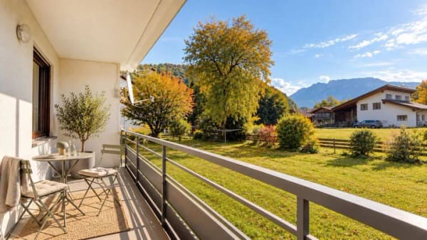 Immobilie in Oberaudorf - Attraktive 3-Zimmer-Wohnung mit Balkon, Bergpanorama und Stellplatz - Bild 0