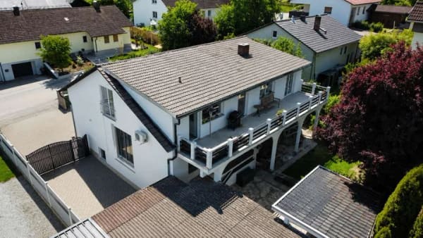Immobilie in Weng - Freistehendes Zweifamilienhaus mit Gewerbeeinheit - Bild 0