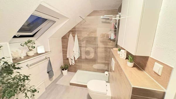 Immobilie in Untergruppenbach - MAISONETTE-FLAIR MIT BALKON & BURGBLICK - Bild 3