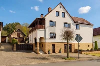 Immobilie in Brotterode-Trusetal - MEHRGENERATIONSOBJEKT ODER 6,5% RENDITE - Bild 0