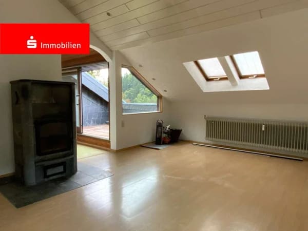 Immobilie in Neckarsteinach - 3-Zimmer-Dachgeschosswohnung mit toller Aussicht - Bild 0