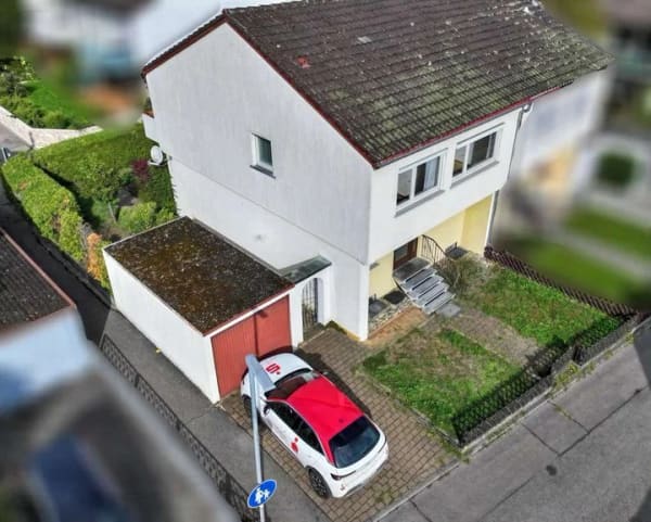 Immobilie in Uhldingen-Mühlhofen - DOPPELHAUSHÄLFTE  MIT  POTENTIAL - Bild 0