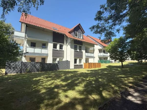 Immobilie in Oberharz am Brocken - Gemütliche Dachgeschosswohnung mit Balkon und Blick ins Grüne in Hasselfelde - Bild 0