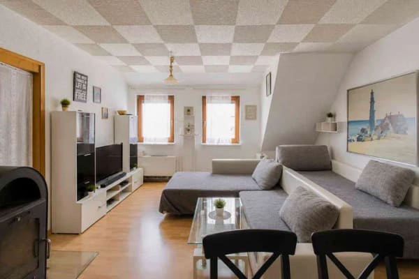 Immobilie in Jettingen - Vermietete 3-Zi-Whg mit Doppelgarage in attraktiver Lage von Jettingen – ideal für Kapitalanleger - Bild 4