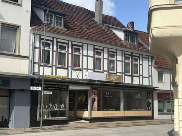 Immobilie in Herford - Wohn- und Geschäftshaus in Herford - am Eingang zum alten Markt - Bild 0