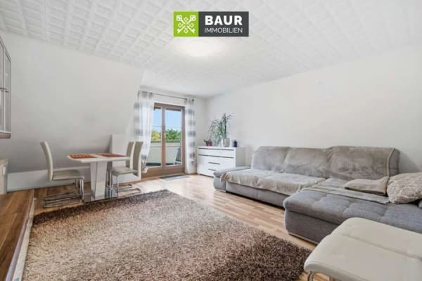 Immobilie in Meckenbeuren - Charmante 3-Zimmer-Wohnung mit Balkon und Tiefgaragenplatz in Meckenbeuren - Bild 4