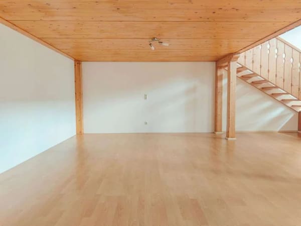 Immobilie in Marklkofen - Seeblick inklusive: Galeriewohnung zum Selbstnutzen oder als clevere Kapitalanlage - Bild 2