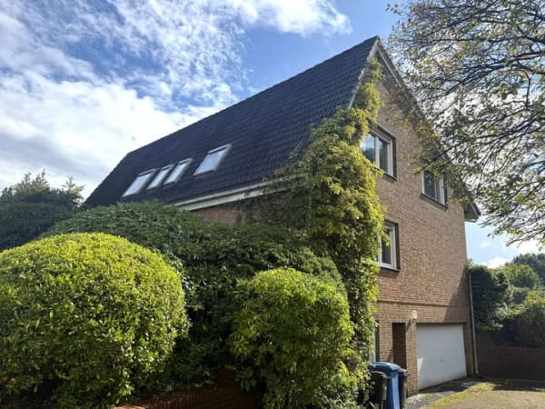 Immobilie in Ritterhude - Viel Raum für Familie & Generationen – Freistehendes Ein- bis Zweifamilienhaus im Herzen von Ritterh - Bild 2
