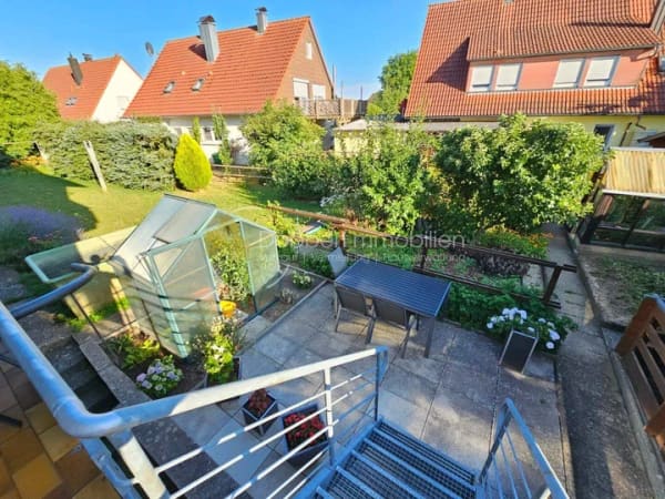 Immobilie in Rot am See - Ihr neues Zuhause mit Gartenidylle und Ausblick - in bester Lage von Rot am See! - Bild 1