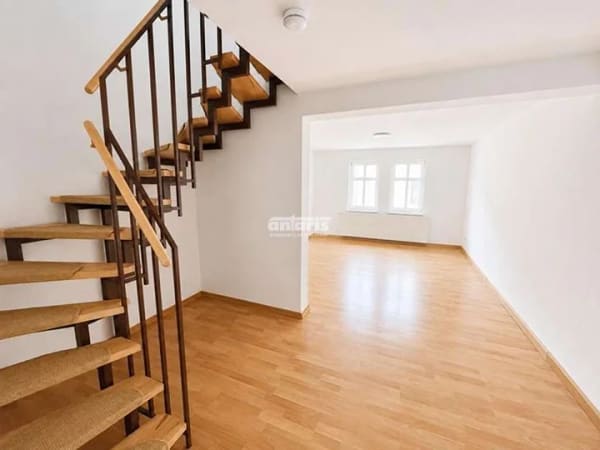 Immobilie in Waltershausen - antaris Immobilien GmbH ** 2-3 Familienhaus in guter Laaage ** - Bild 3