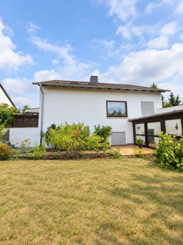 Immobilie in Weilerbach - Freistehendes Einfamilienhaus mit Wintergarten, Garage und vielseitigem Nutzungspotenzial - Bild 3
