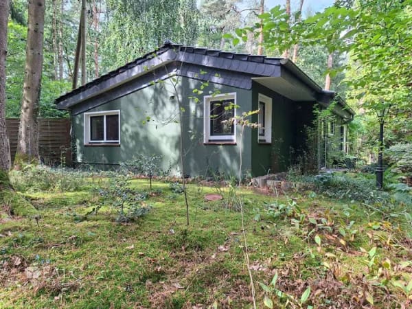 Immobilie in Oerlinghausen - Gepflegtes Wochenend- und Ferienhaus in idyllischer Waldlage - Bild 2