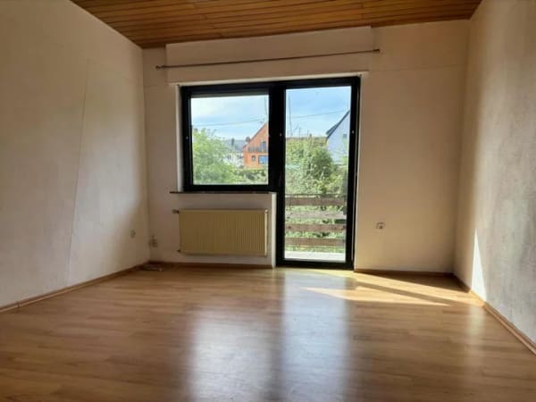 Immobilie in Schiffweiler - Mehrfamilienhaus in Schiffweiler (Heiligenwald) - Bild 2