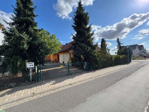 Immobilie in Stockstadt am Main - Wohnen und Arbeiten unter einem Dach – Großzügiges Einfamilienhaus mit ausgebautem Untergeschoss - Bild 3