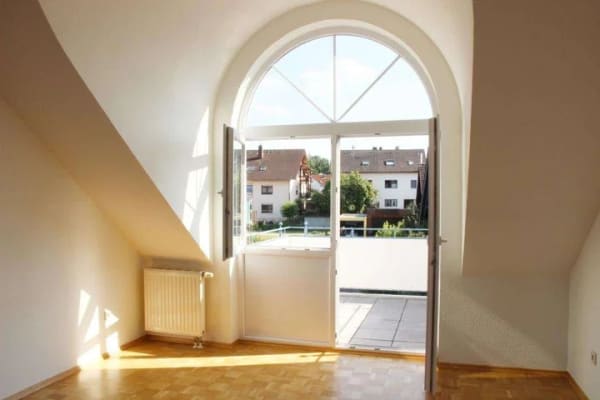 Immobilie in Karlsbad - Helle Wohnung im DG mit 2 Balkonen - sofort einziehen! - Bild 1