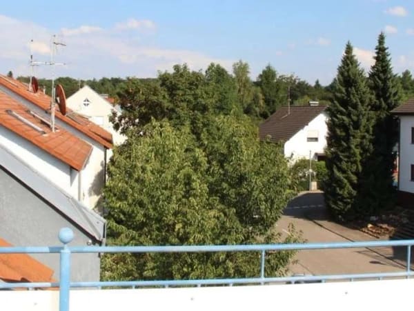 Immobilie in Karlsbad - Helle Wohnung im DG mit 2 Balkonen - sofort einziehen! - Bild 2