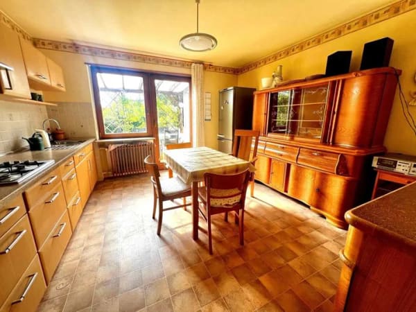 Immobilie in Hochspeyer - Hochspeyer - Freistehendes Einfamilienhaus mit Garage und großzügigem Grundstück  - Bild 4