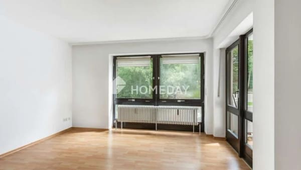 Immobilie in Grafenau - Bezugsfrei: Gepflegte 2-Zimmer-Wohnung mit Balkon, Aufzug und Stellplatz 
 - Bild 1